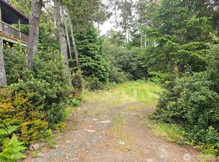30808 J Place, Ocean Park, WA 98640