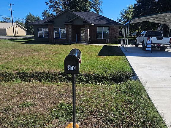 3rd image of 310 SW 2nd St