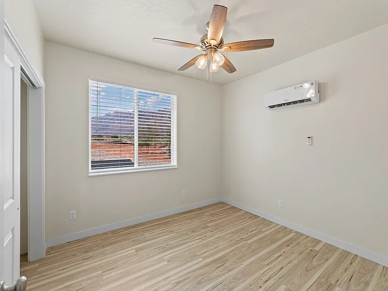 2158 E Bonnies Way — Photo 14