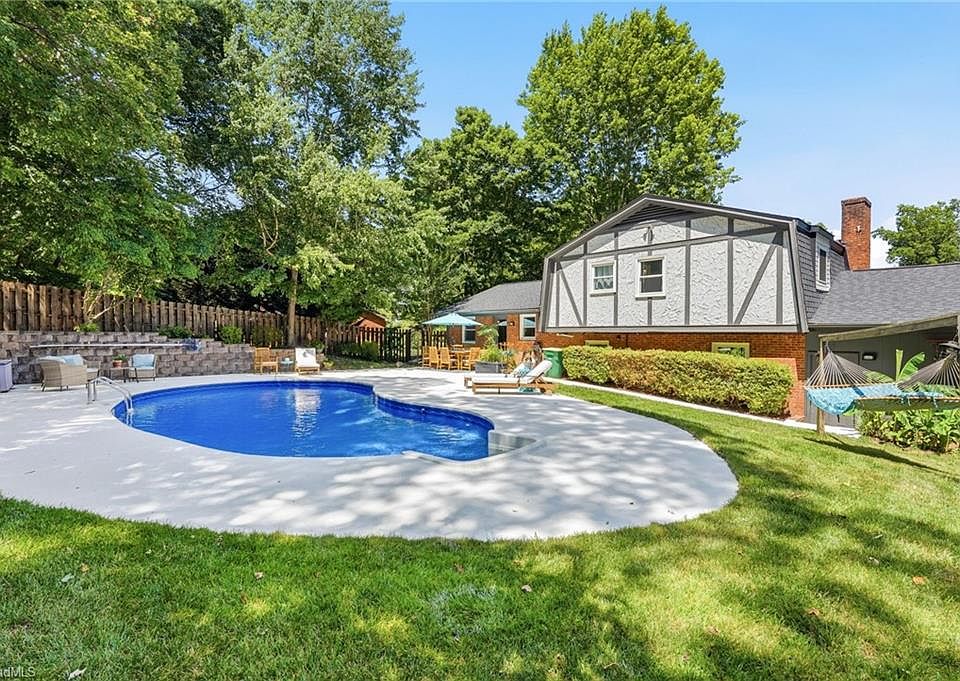 1st image of 4676 Greendale Way