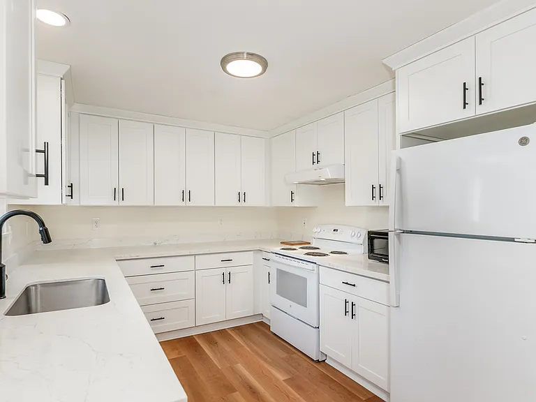 Main Level | Kitchen | 4 burner stove (electric), dishwasher, refrigerator/freezer, blender, instapot, toaster, microwave