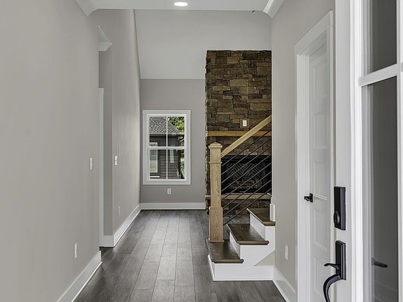 5th image of 29 Driftwood Court
