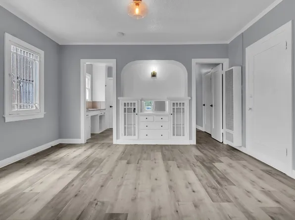 1441 W 53rd St, Los Angeles, CA 90062