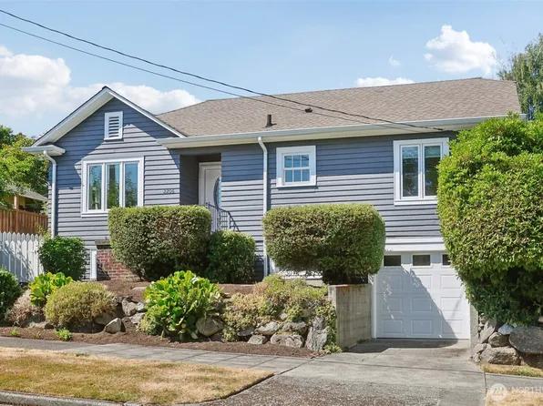 2206 N 39th Street, Seattle, WA 98103