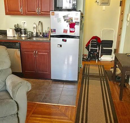 2nd image of 50 W 85th St APT 4