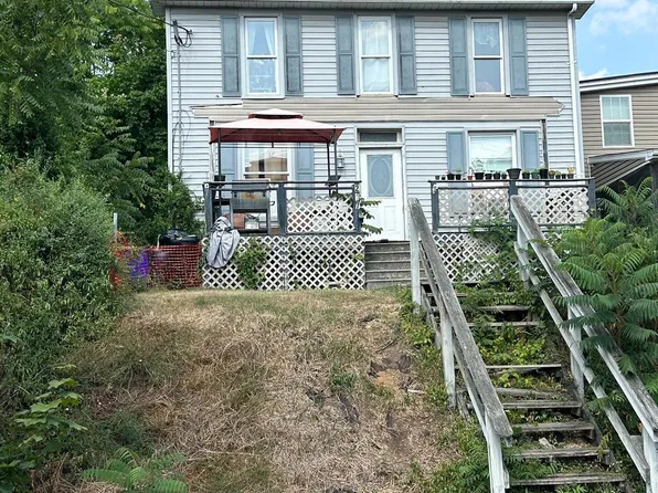 217 S Penn St, Shippensburg, PA 17257