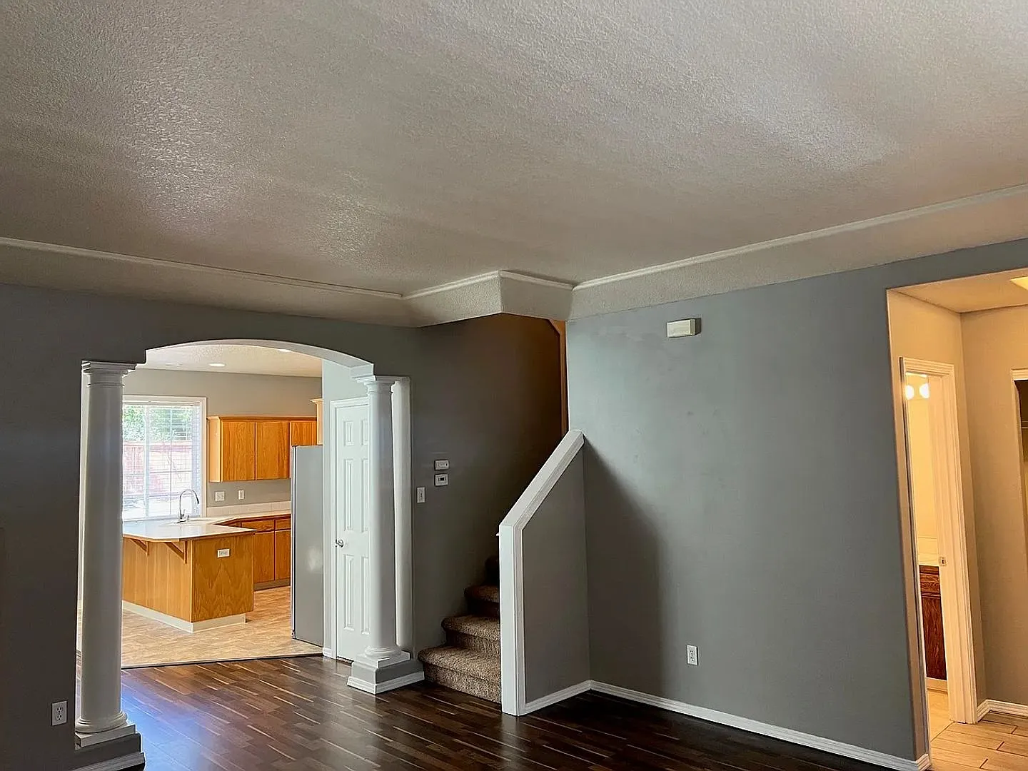 Nice 3bd 2.5bath Easy access to JBLM! — Photo 4