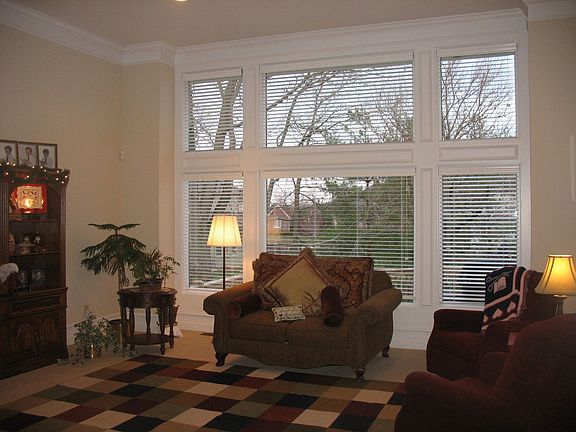 Stunning Formal Great Room with Floor to Ceiling windows
