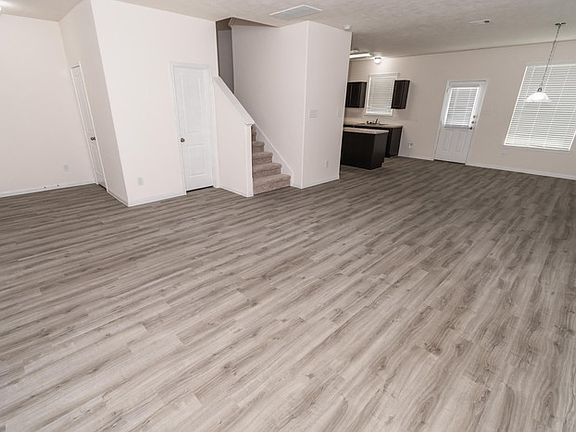5th image of 6230 Brenwood Cir
