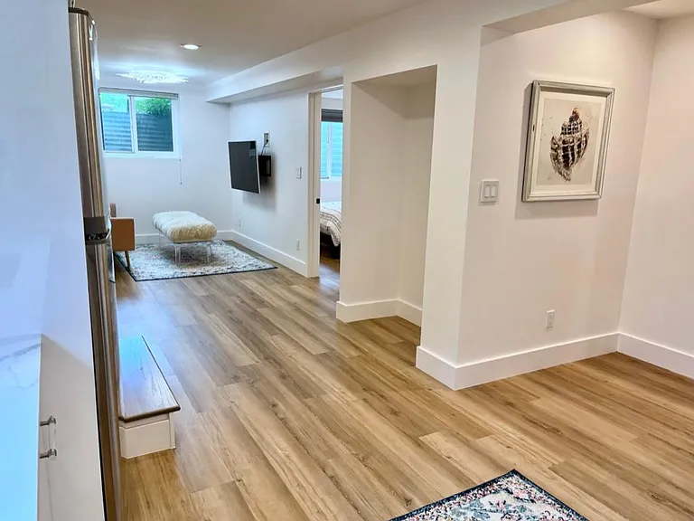 3851 Paseo Del Prado — Photo 10