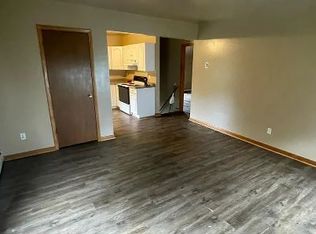 54 S Broad St #B, Bangor, PA 18013