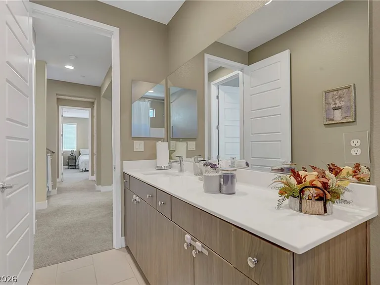 11401 Gravitation Dr — Photo 22