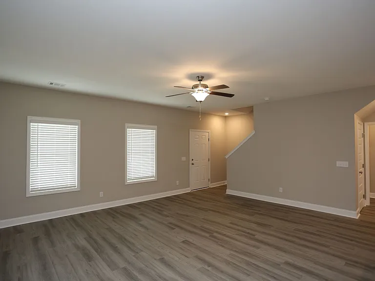 137 Veranda Ln — Photo 12