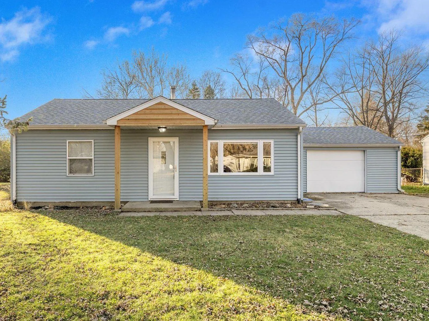 1313 Glendale Dr photo 1