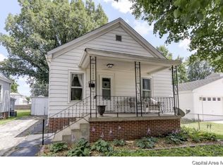 2014 N 16th St, Springfield, IL 62702