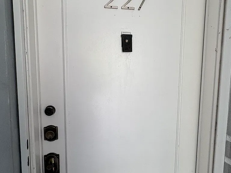 879 NE 195th St #227 — Photo 31