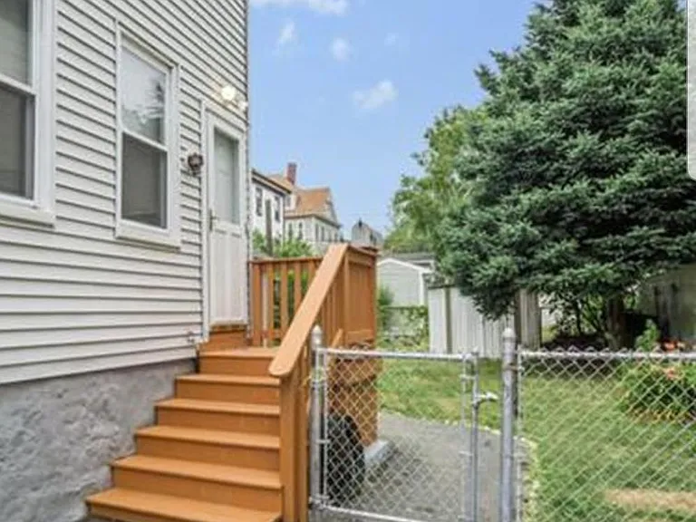 155 Grinnell St #2 — Photo 8