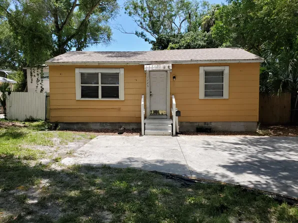 2226 10th St S, Saint Petersburg, FL 33705