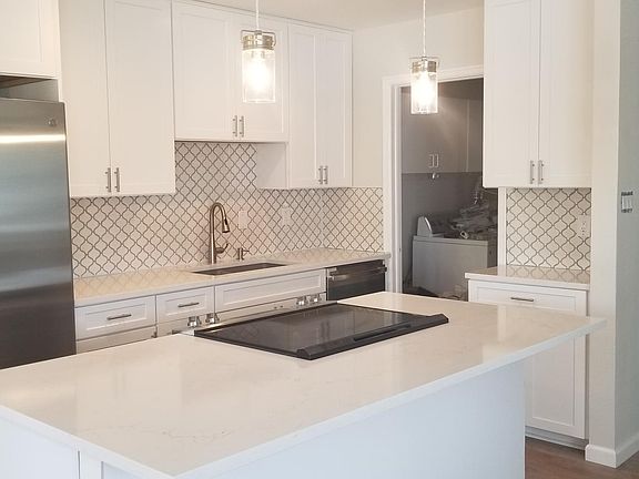 Remodeled kitchen with new applicances