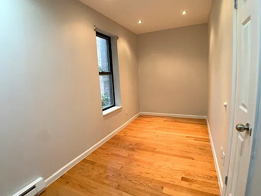 Rented by Premier One Realty LLC | media 7