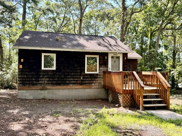 18587 Sylvan Dr, Rehoboth Beach, DE 19971
