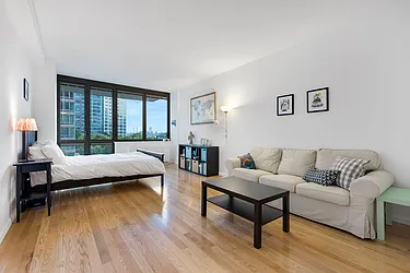 Rented by Cooper & Cooper Real Estate