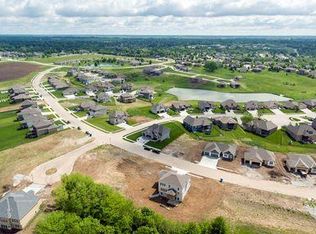 2213 Prairie Creek Dr, Kearney, MO 64060