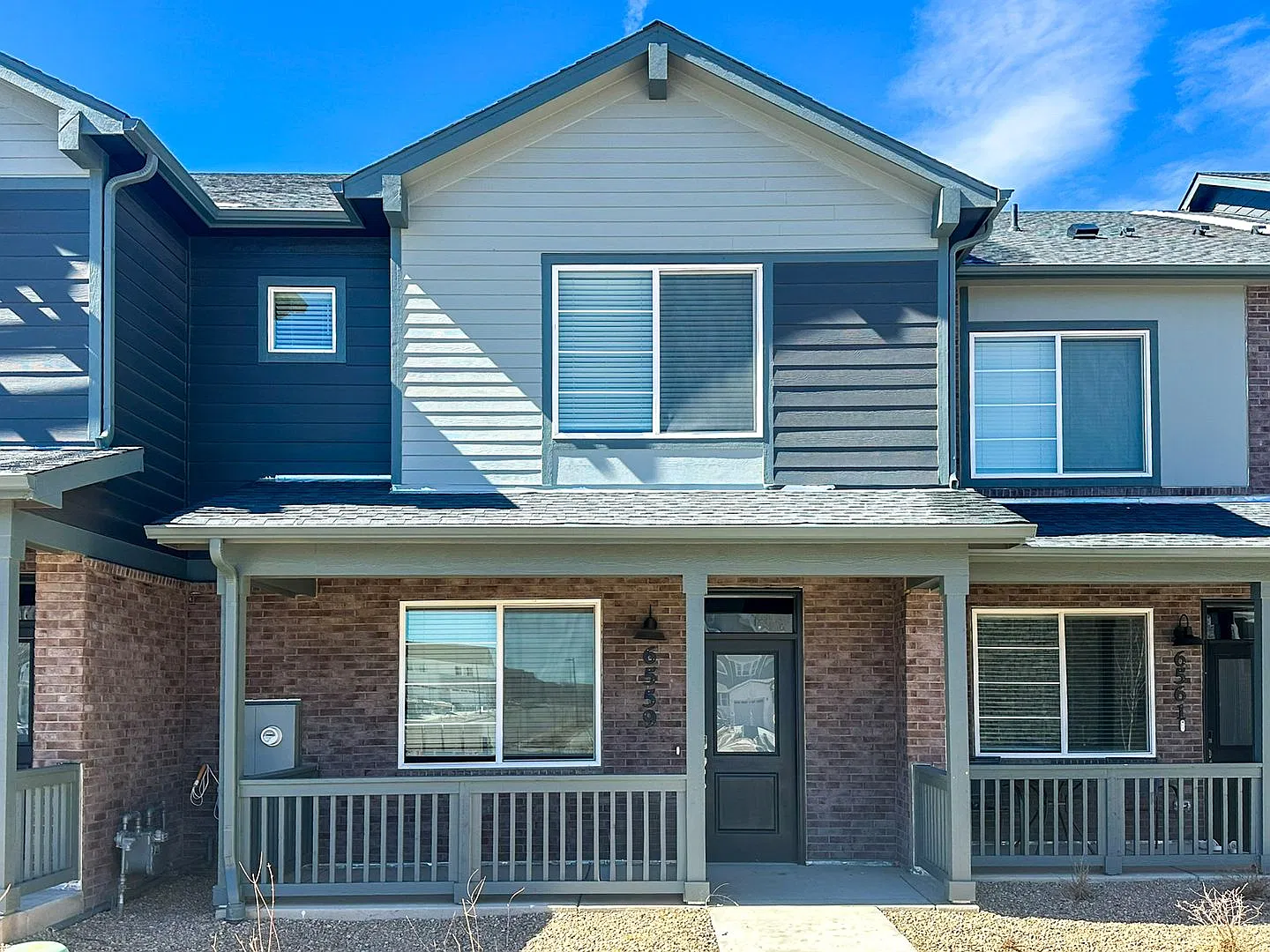 High Point - 3bd 2.5ba 1,706 Sq.Ft. Townhouse For Rent! — Photo 1
