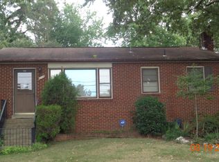 6208 Den Lee Dr, Clinton, MD 20735