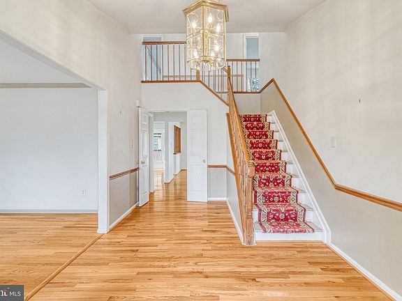 3rd image of 10715 Dundas Oak Ct