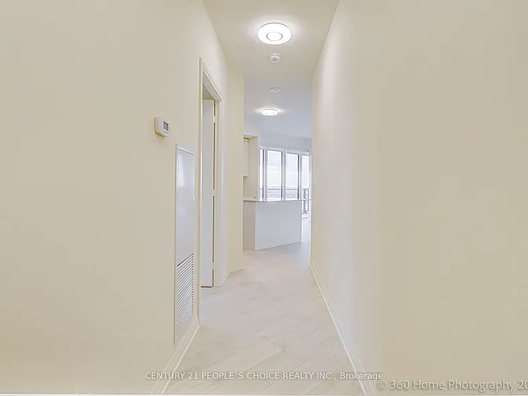 9000 Jane St #2102 — Photo 6
