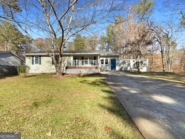 36 Acorn Trl, Bremen, GA 30110
