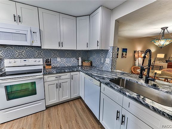 3rd image of 156 E Glassboro Ct APT 1B