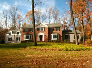 5 Campbells Brook Rd, White House Station, NJ 08889