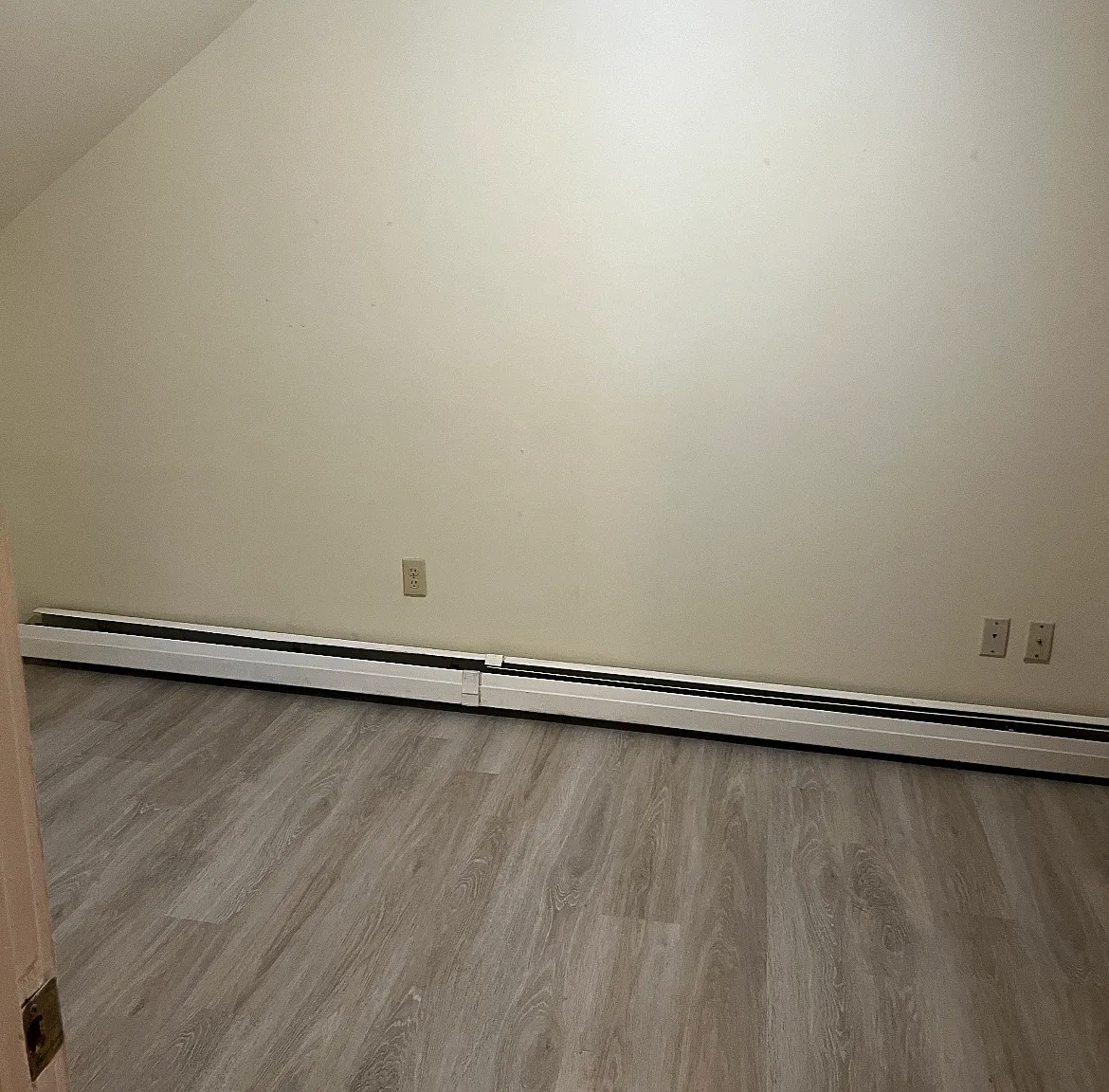 2 bed, 800 sqft, $1,400 — Photo 1