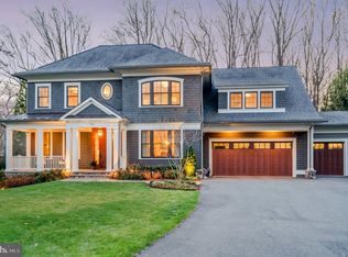 732 Lawton St, Mc Lean, VA 22101