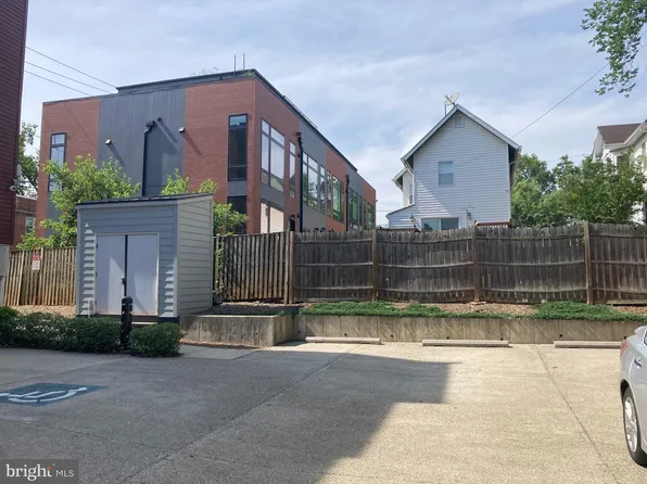 1202 Jackson St NE #P-8, Washington, DC 20017