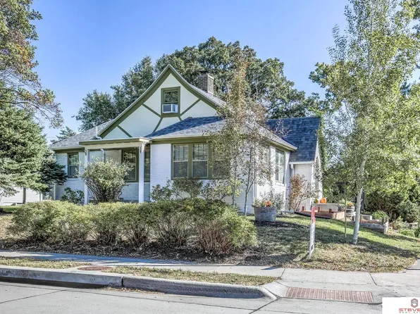 4918 Blondo St, Omaha, NE 68104