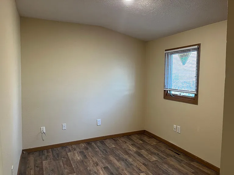 813 W Poplar St #813 — Photo 6