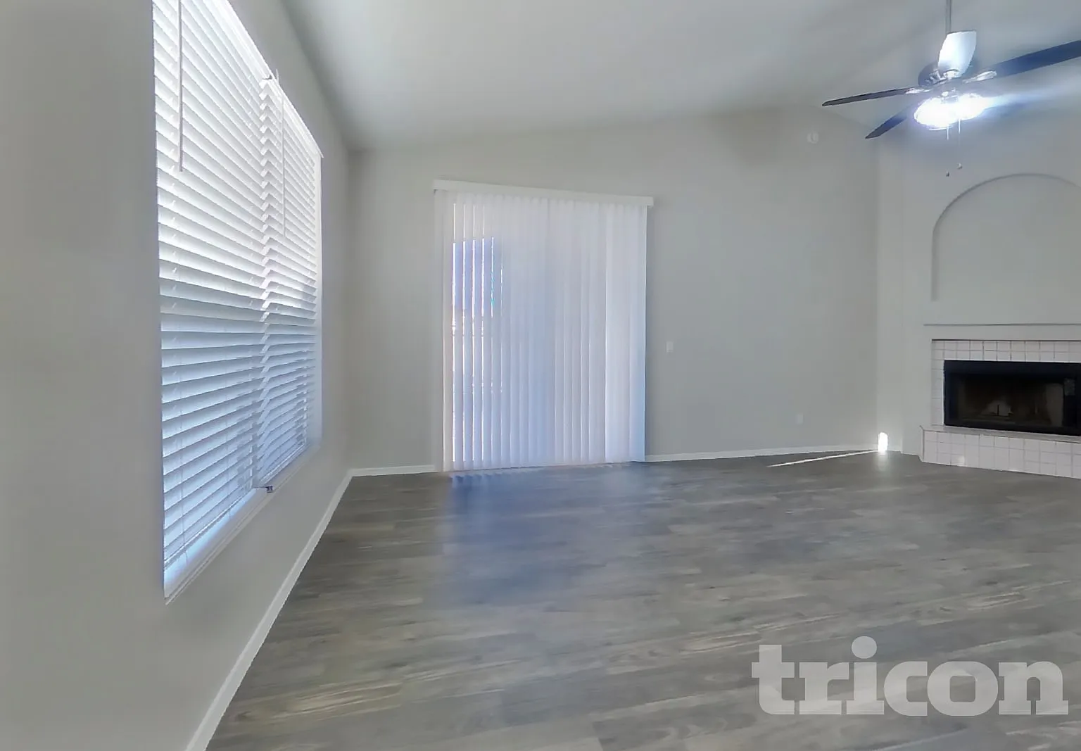 8961 W Kathleen Road Peoria AZ — Photo 2