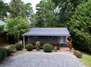 8940 Bay Dr, Gainesville, GA 30506