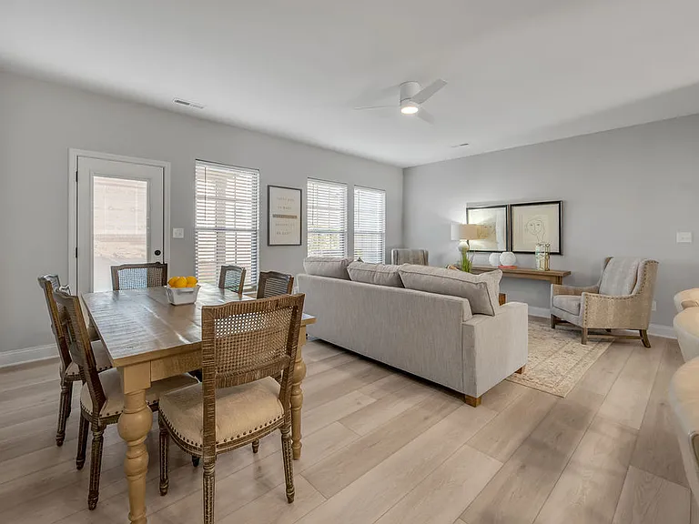 Bellingham Park Townhomes — Photo 17