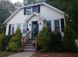 9 Bronx Rd, West Roxbury, MA 02132