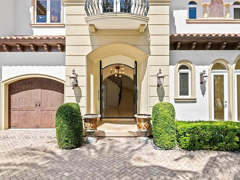 861 Nafa Dr — Photo 10