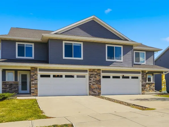 770 River Bend Ln, North Liberty, IA 52317