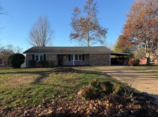 1529 Mathews St, Union City, TN 38261