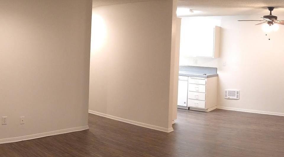 1st image of 3456 Garnet St #134