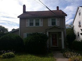 27 Hollywood Rd, West Roxbury, MA 02132