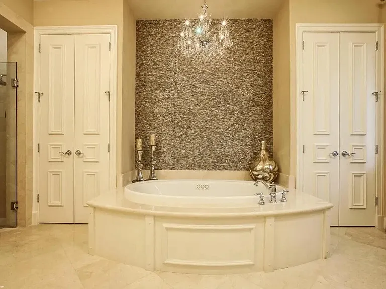 11209 Orange Hibiscus Ln — Photo 51