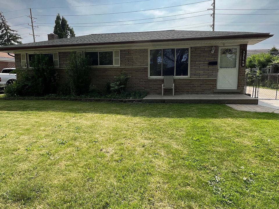 1st image of 32549 Hawthorne Dr